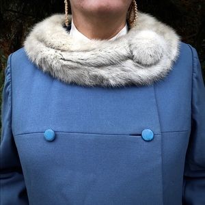 Pristine vintage blue long wool coat w/ fur collar
